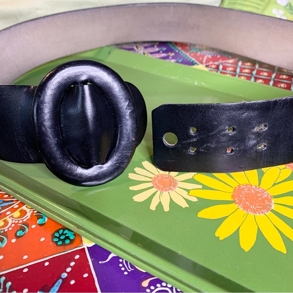 90s Wide Leather Waist Belt - Picture 2 of 8